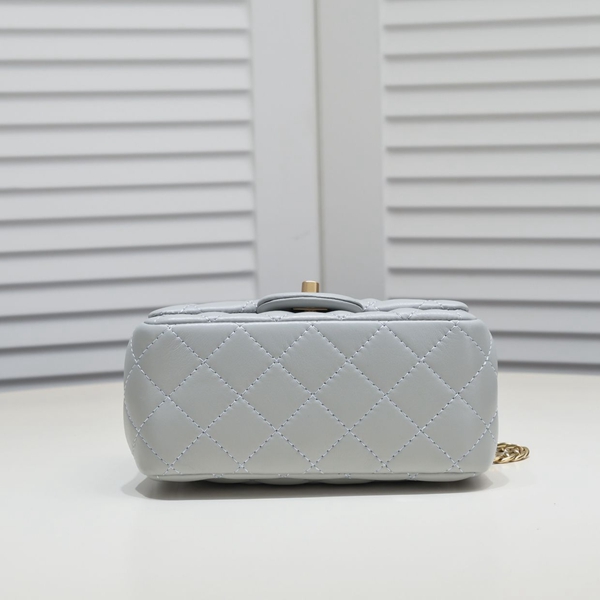 シャネルバッグ内部構造